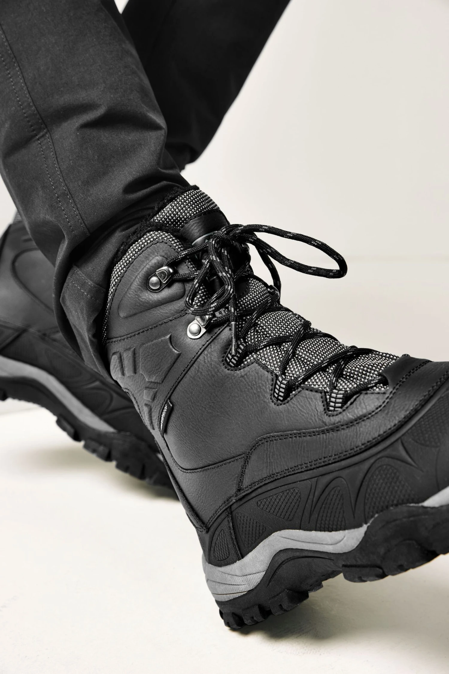 Next Black Waterproof Tall Snow Boots 2 Next Black Waterproof Tall Snow Boots - Imagen 2
