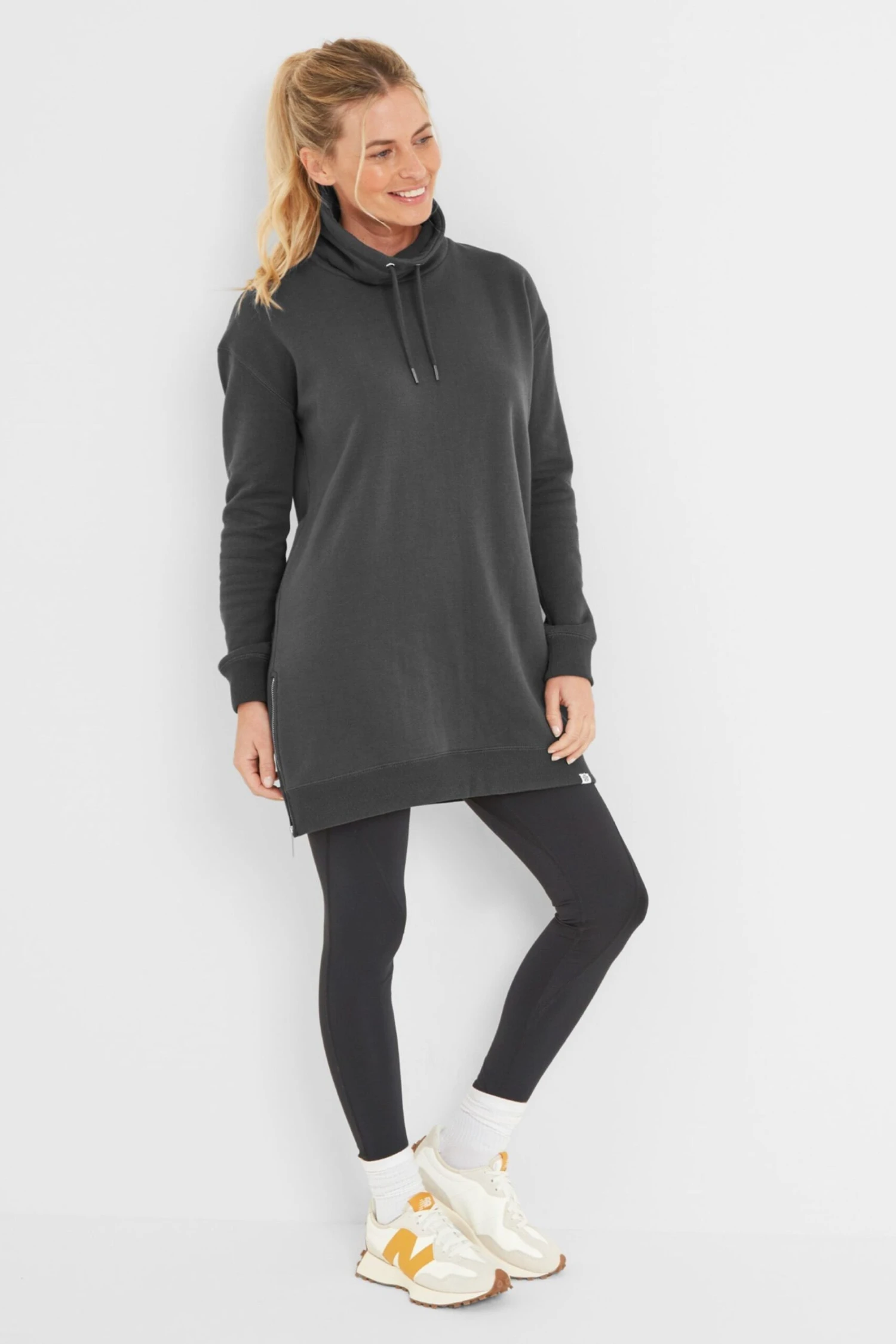 Tog 24 Womens Black Drakeford Sweat Top 3 Tog 24 Womens Black Drakeford Sweat Top - Imagen 3