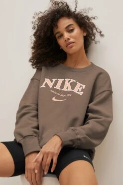 Nike Brown Oversized Varsity Crew Sweatshirt