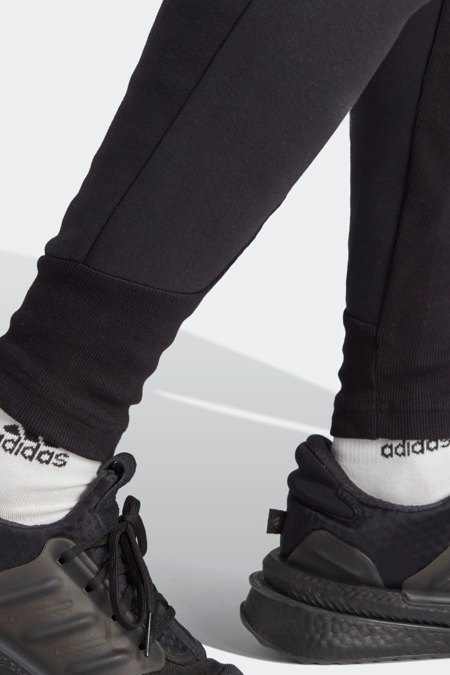 Adidas Black Sportswear Z.N.E. Premium Joggers 8 Adidas Black Sportswear Z.N.E. Premium Joggers - Imagen 8