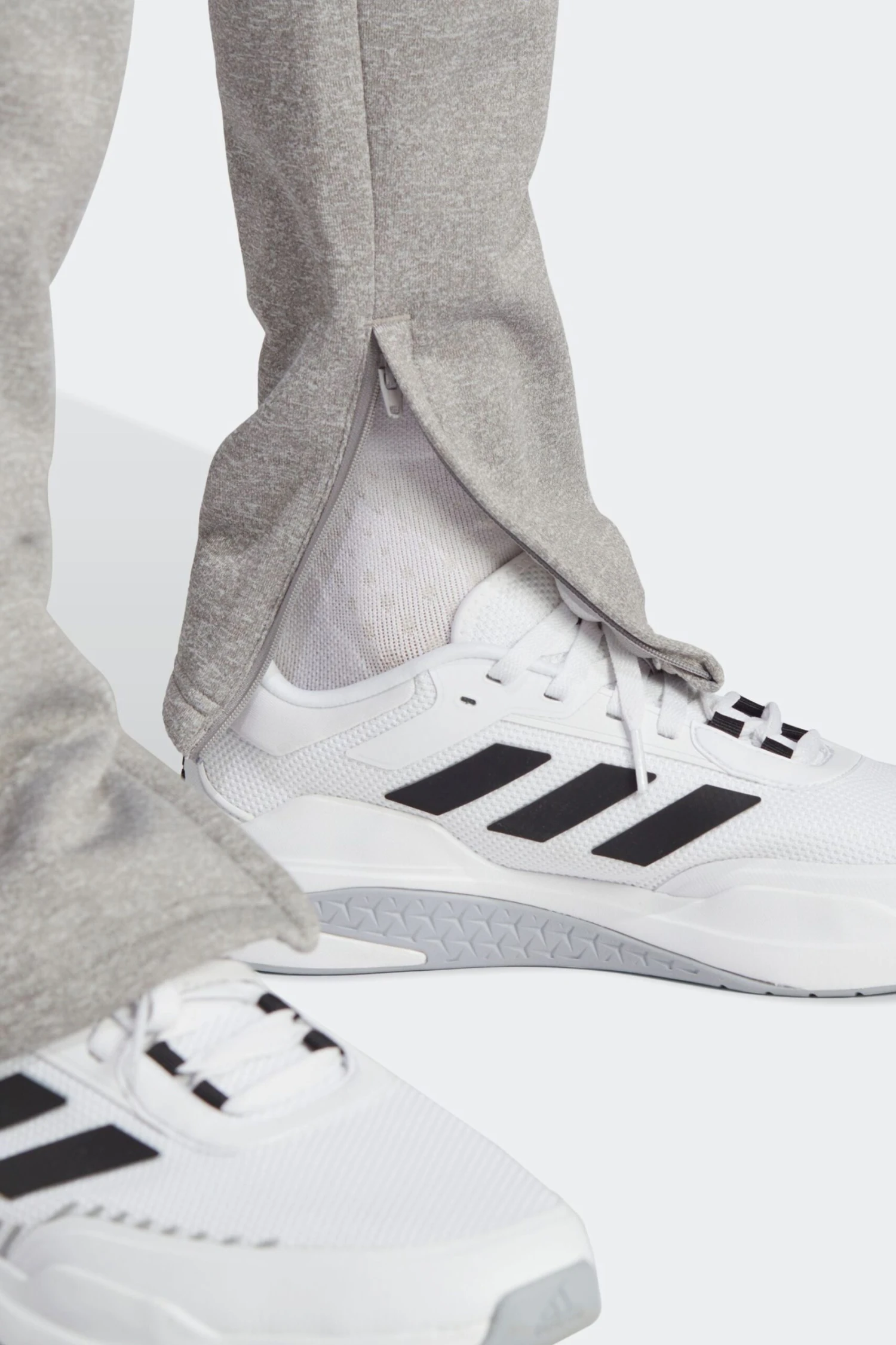 Adidas Grey Performance Game And Go Small Logo Training Tapered Joggers 5 Adidas Grey Performance Game And Go Small Logo Training Tapered Joggers - Imagen 5