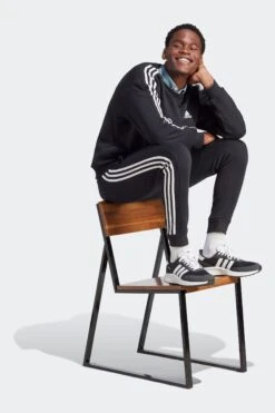 Adidas Black Sportswear Essentials Fleece 3-Stripes Slim-Fit Joggers 9 Adidas Black Sportswear Essentials Fleece 3-Stripes Slim-Fit Joggers -Tienda Barata Deporte D36333s3