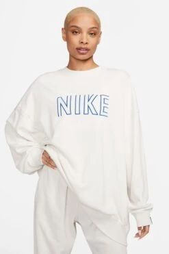 Nike Rust Brown Oversized Embroided Logo Crew Sweatshirt-Marrón óxido