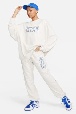 Nike Rust Brown Oversized Embroided Logo Crew Sweatshirt-Marrón óxido 10 Nike Rust Brown Oversized Embroided Logo Crew Sweatshirt-Marrón óxido -Tienda Barata Deporte D60070s3