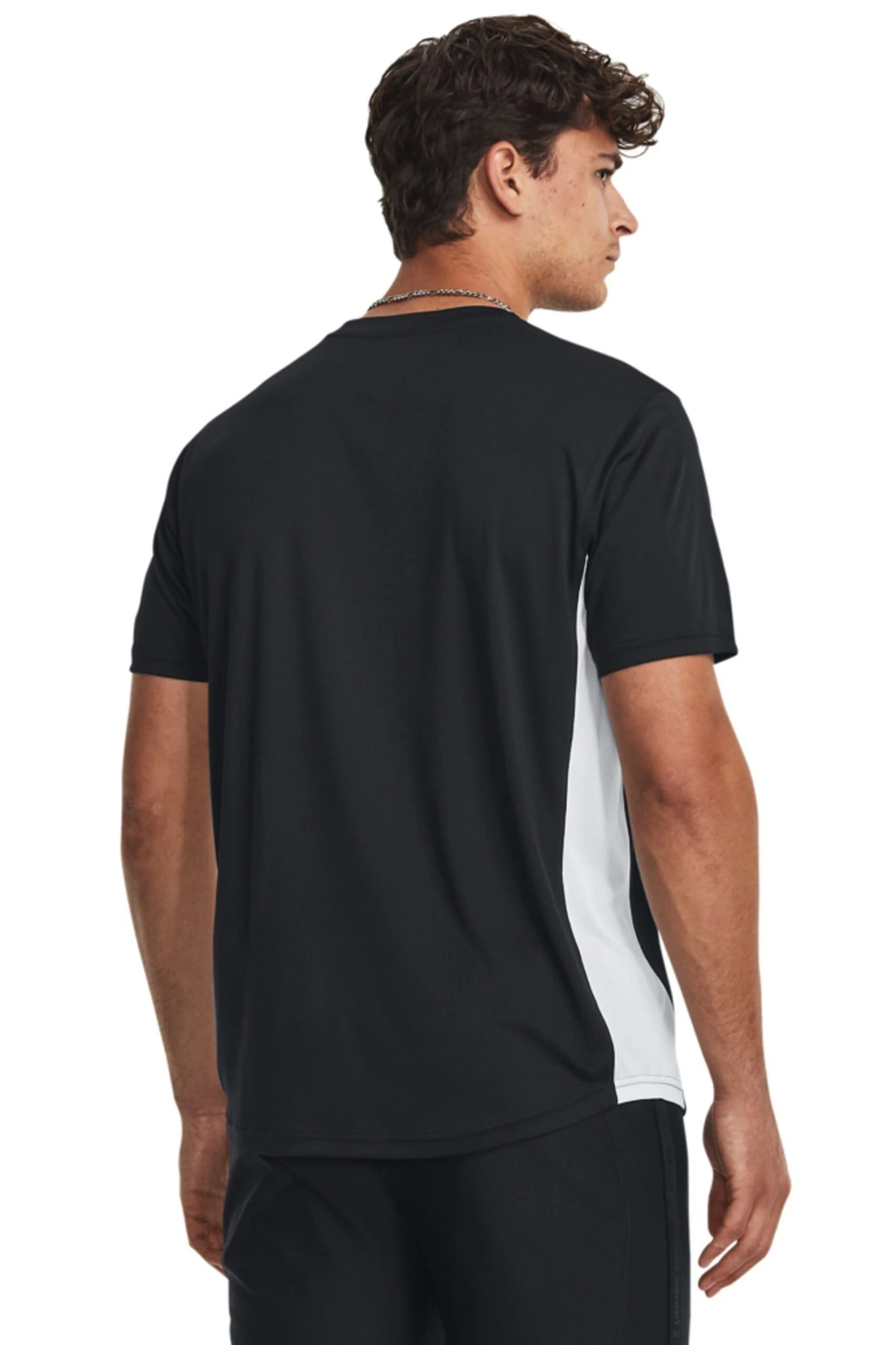 Under Armour Challenger Train Short Sleeve Black T-Shirt 2 Under Armour Challenger Train Short Sleeve Black T-Shirt - Imagen 2