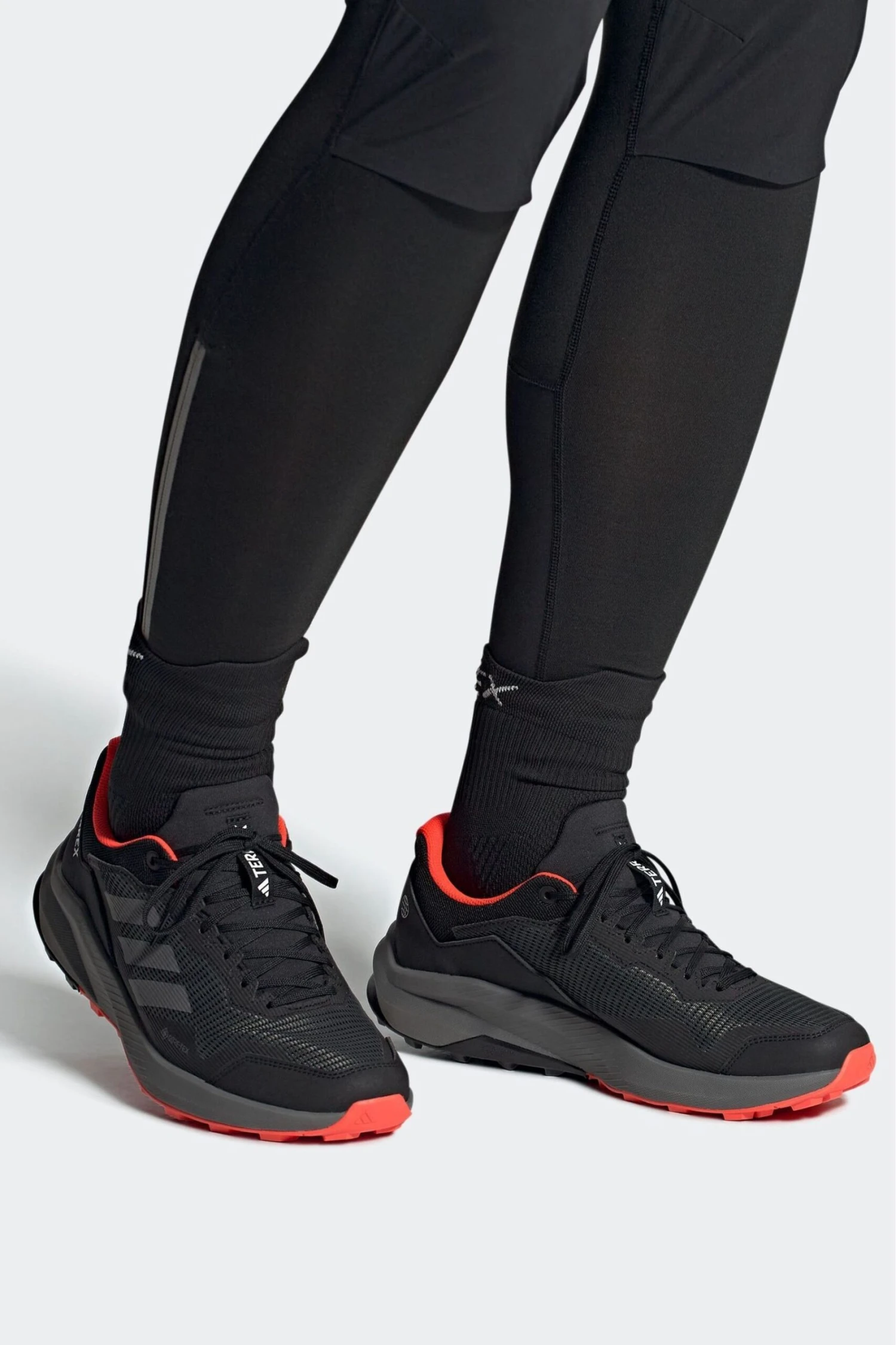 Adidas Black/Red Performance Terrex Trail Rider GORE-TEX Trail Running Trainers 11 Adidas Black/Red Performance Terrex Trail Rider GORE-TEX Trail Running Trainers - Imagen 11