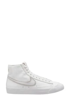 Nike White Blazer Low 77 Trainers