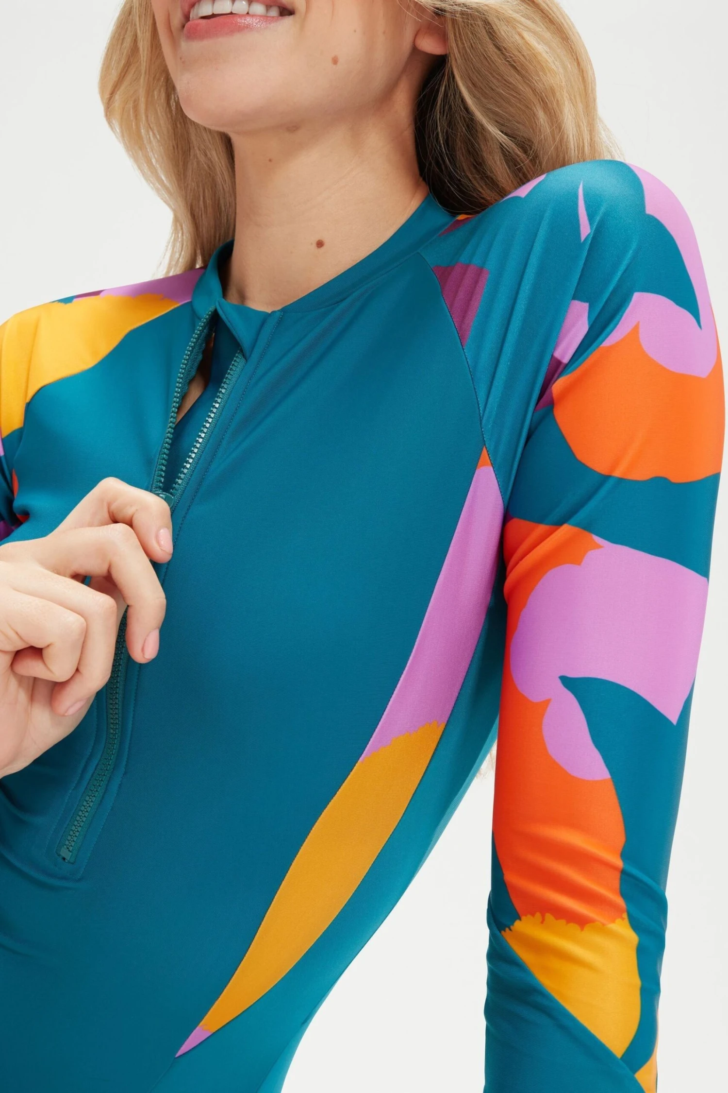 Speedo Womens Green/Orange Long Sleeve Swimsuit 6 Speedo Womens Green/Orange Long Sleeve Swimsuit - Imagen 6