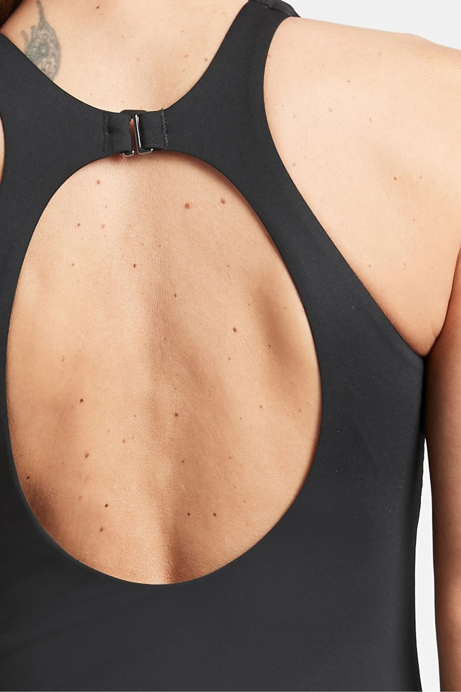 Athleta Black High Neck Back Detail Swimsuit 5 Athleta Black High Neck Back Detail Swimsuit - Imagen 5