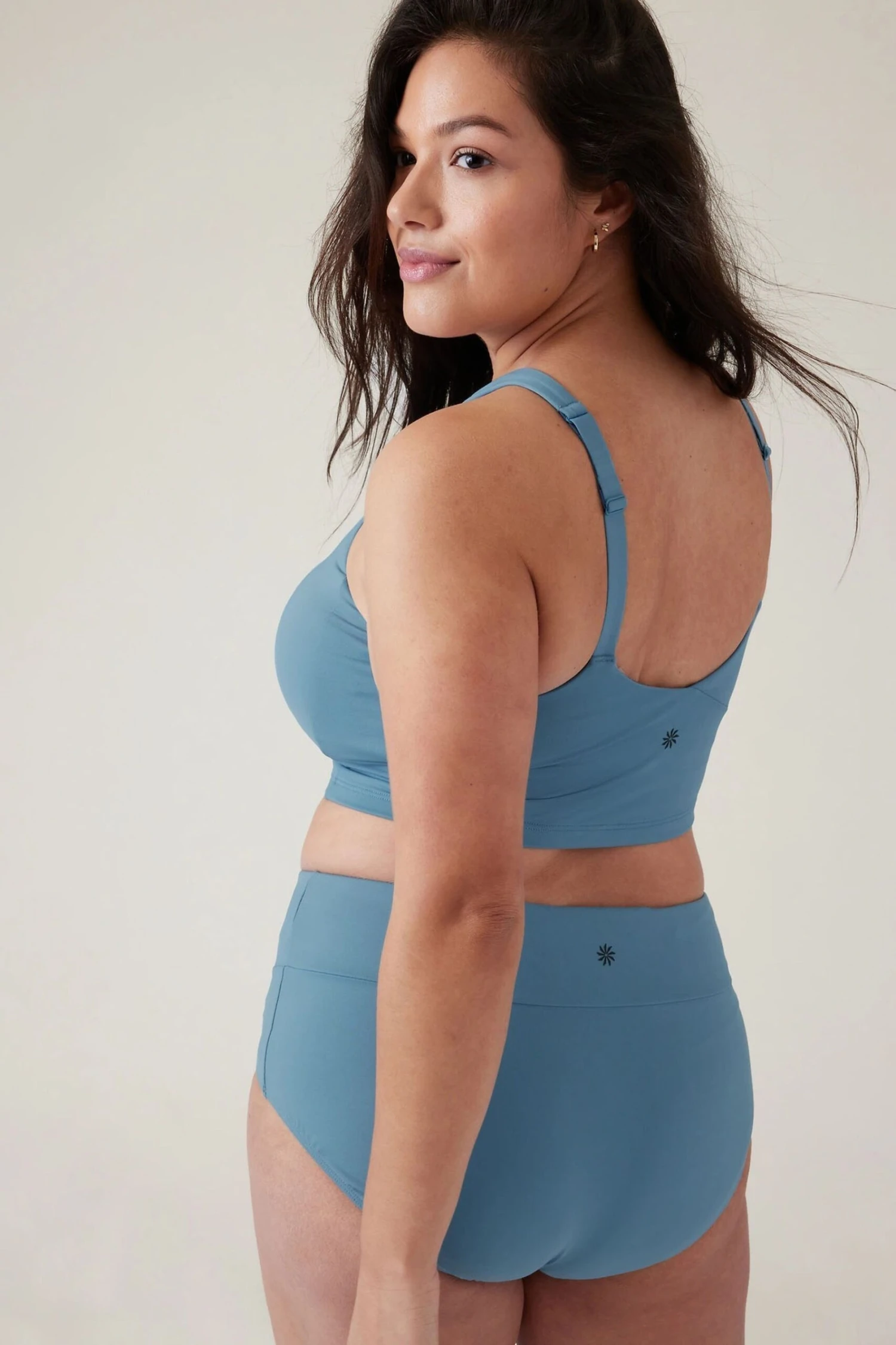 Athleta Black D-DD Cup Crossed Bikini Top-Negro 2 Athleta Black D-DD Cup Crossed Bikini Top-Negro - Imagen 2