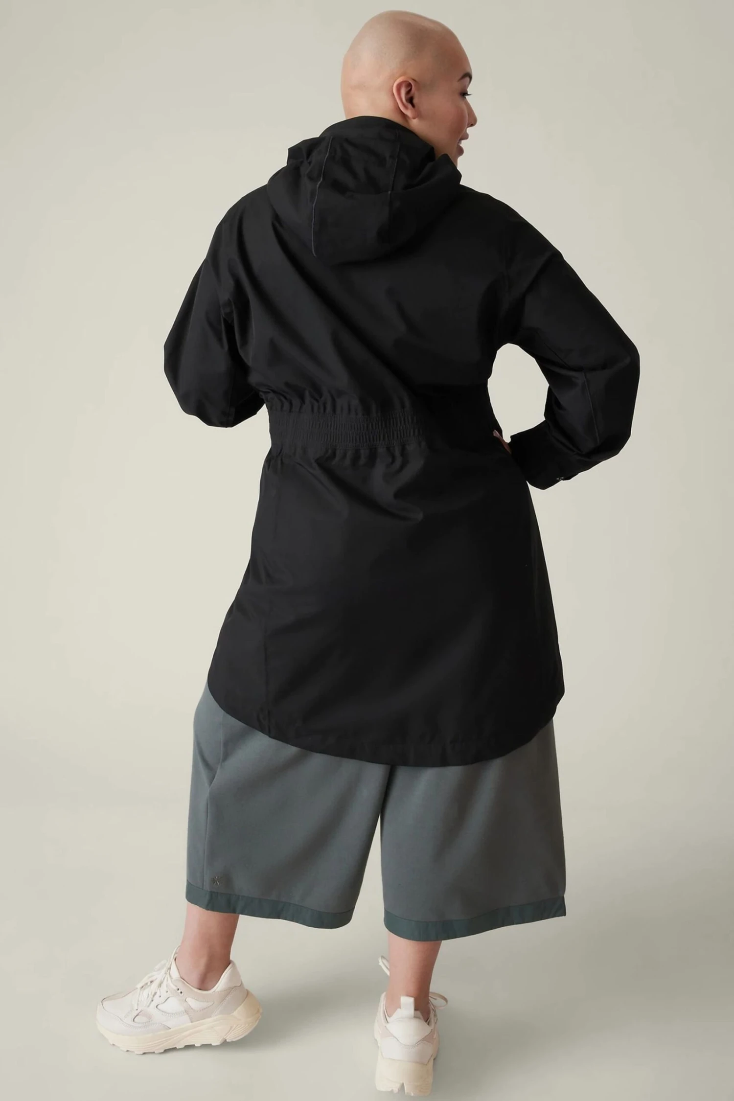 Athleta Black Waterproof Hooded Parka-Negro 2 Athleta Black Waterproof Hooded Parka-Negro - Imagen 2