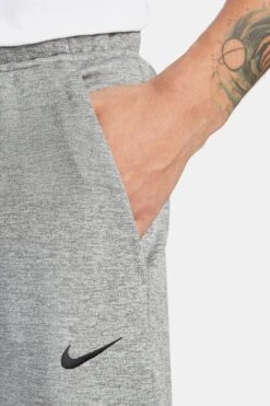 Nike Black Therma-FIT Training Joggers-Negro