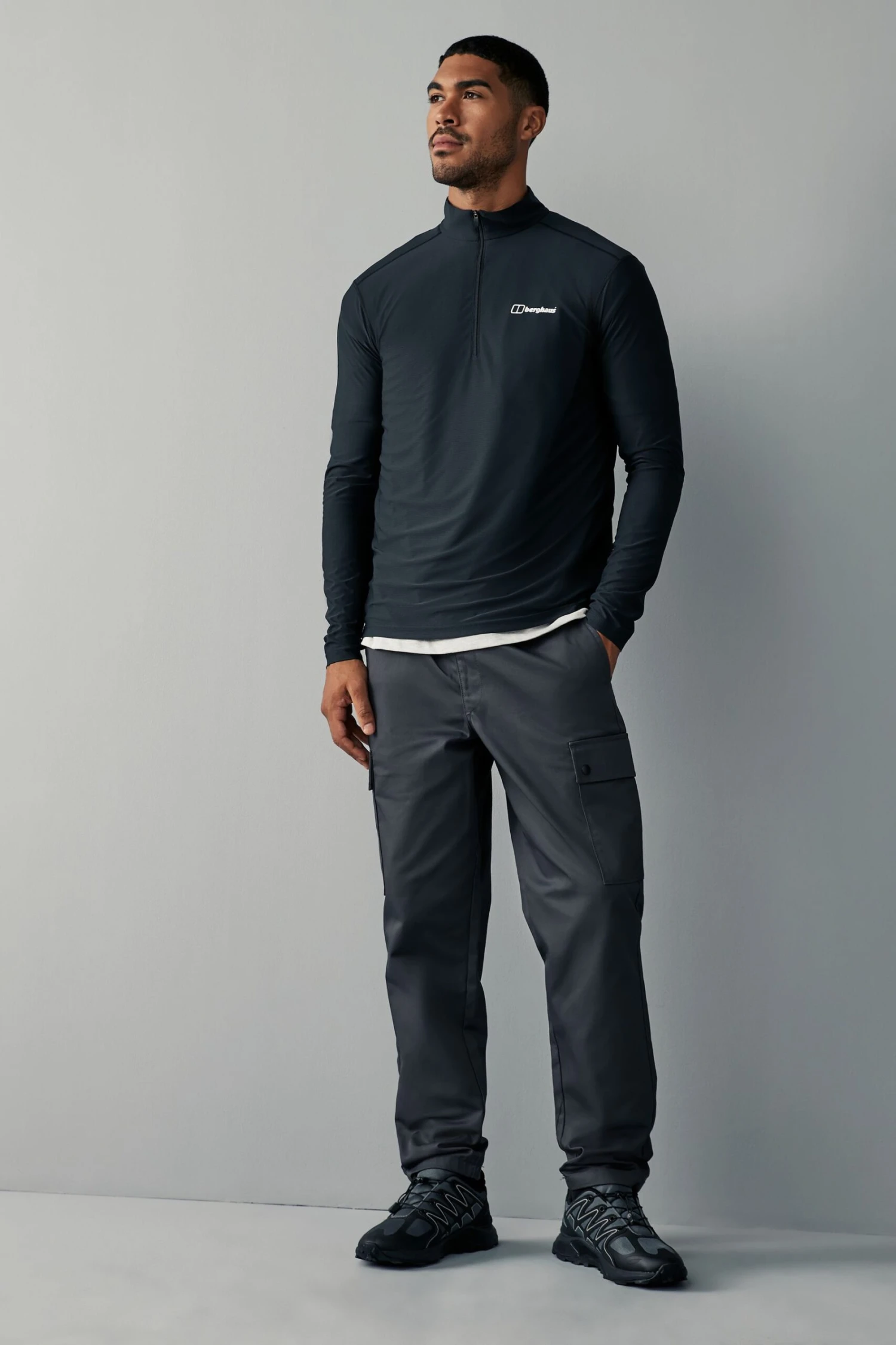 Berghaus 24/7 Base Zip Black Sweatshirt 3 Berghaus 24/7 Base Zip Black Sweatshirt - Imagen 3